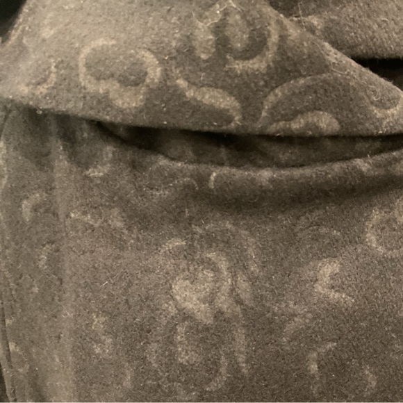 Queen of the Capes Wool Cape Coat - Picture 7 of 14